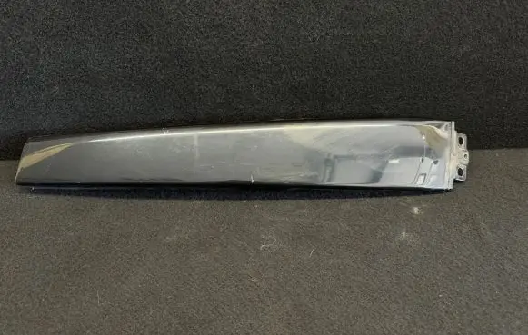 Other rear door trim element