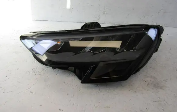 Audi A3 8Y Headlight/headlamp 8Y0941011