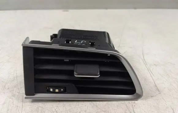 Peugeot 508 Dashboard side air vent grill/cover trim 9686457377