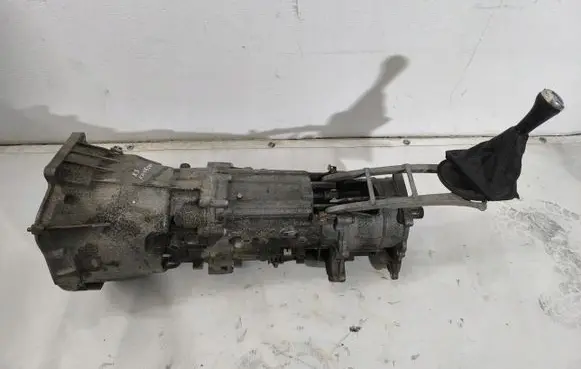 BMW X3 E83 Manual 5 speed gearbox 1069401061