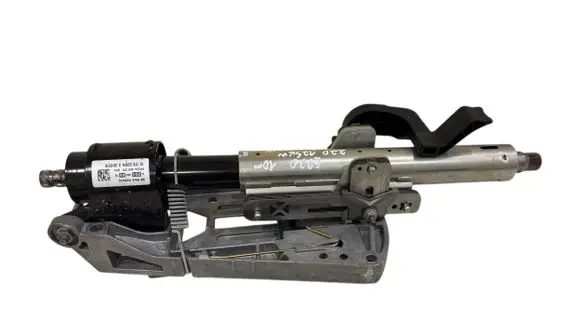 Mercedes-Benz C W204 Steering wheel axle A2044604516 PP204460310 1017900174