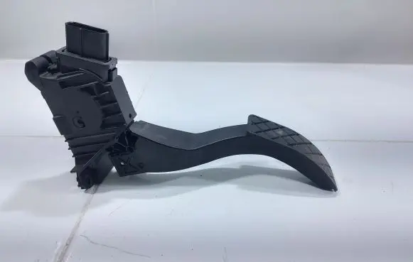Volkswagen PASSAT B8 Accelerator throttle pedal 5Q1723503H