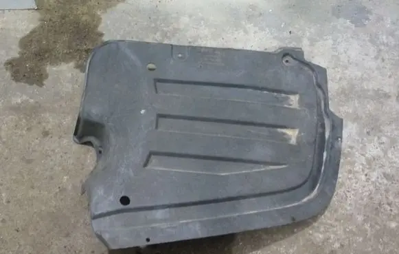 Volkswagen PASSAT B6 Rear bumper underbody cover/under tray 3C0825216A