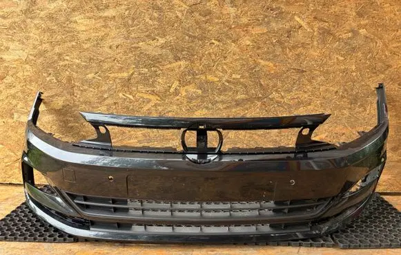 Volkswagen Polo VI Front bumper 2G0807221