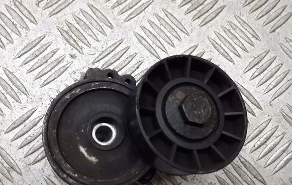 Ford Focus Alternator belt tensioner pulley 