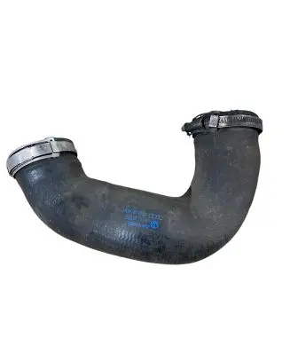 Audi Q7 4L Intercooler hose/pipe 7L6145972E