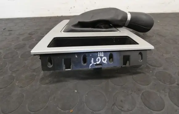 Skoda Octavia Mk3 (5E) Gear shifter surround trim plastic 5E1863212A 5E711113N