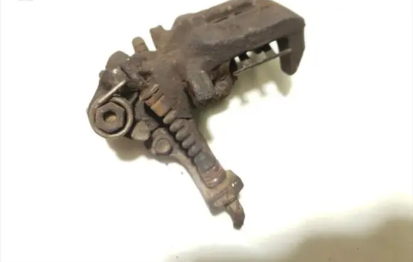 Honda Civic X Rear brake caliper