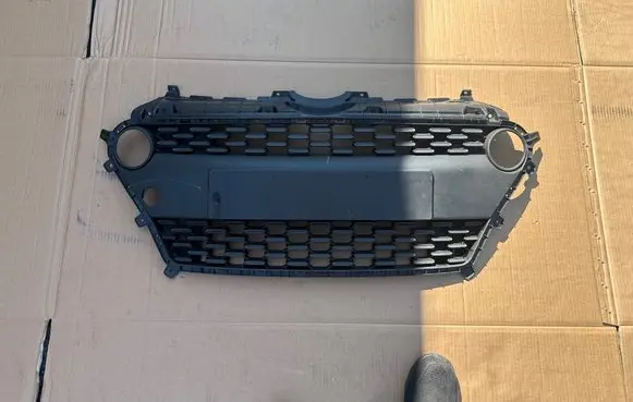 Hyundai i10 Front grill 86569B9500
