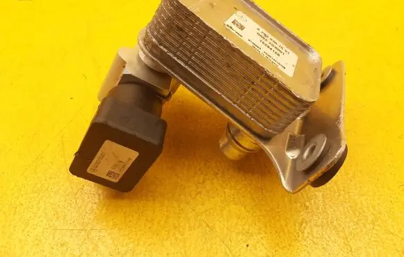 Mercedes-Benz EQC Coolant radiator A2938301501 R134RR1234V