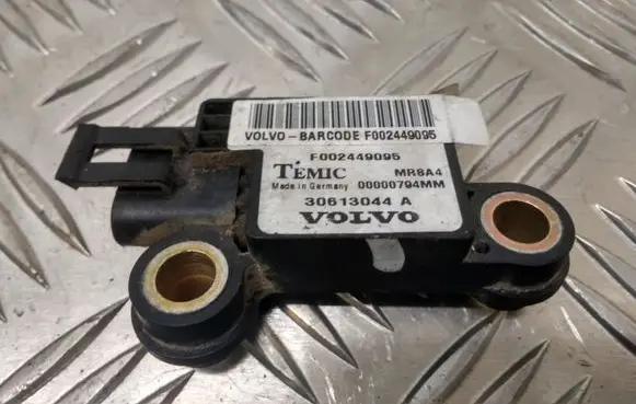 Volvo S40, V40 Airbag deployment crash/impact sensor 30613044A