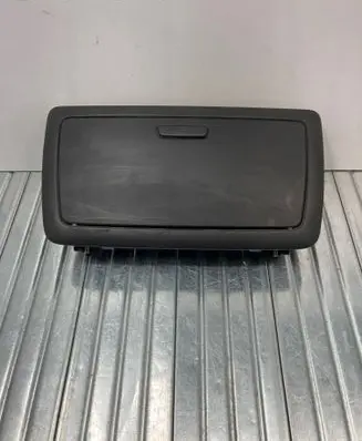BMW 1 E81 E87 Glove box 9211788 11242010