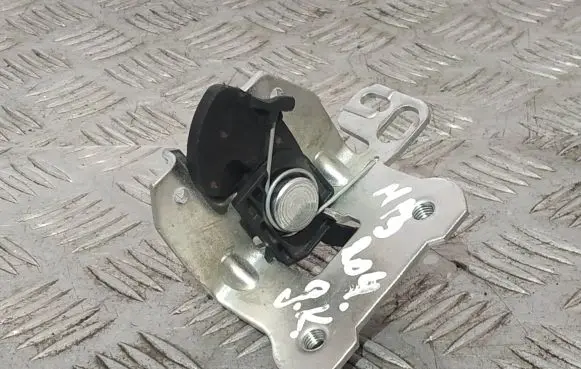 Mercedes-Benz C W204 Rear seat headrest A2049200572