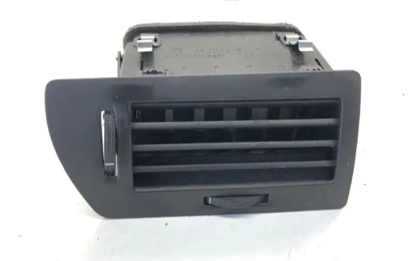 Opel Astra H Rear air vent grill 13228917