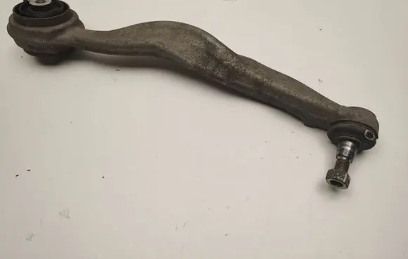 Mercedes-Benz CLS C218 X218 Front lower control arm/wishbone A2183302000