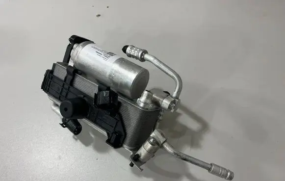 BMW X3M F97 Air conditioning (A/C) air dryer 8075560