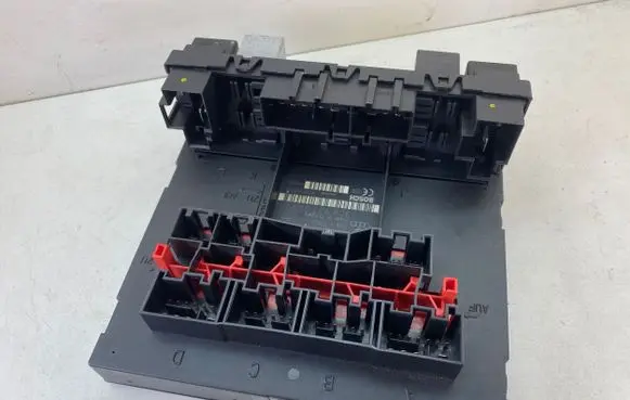 Volkswagen PASSAT B6 Comfort/convenience module 3C8937049D H54S2602 F005V00744