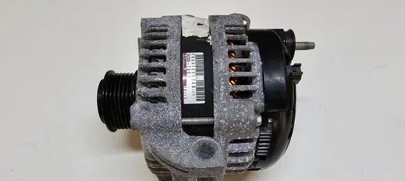 Jeep Grand Cherokee WL Generator/alternator P68412560AB 68412560AB