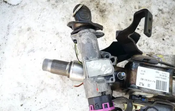 Skoda Octavia Mk1 (1U) Ignition lock 4b0905851c