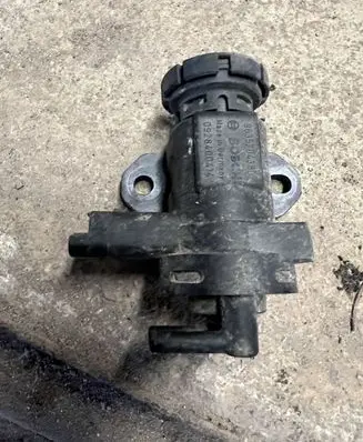 Peugeot 607 Turbo solenoid valve 9635704380 0928400414 963570438