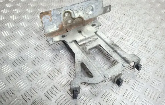 Nissan Qashqai Battery tray 