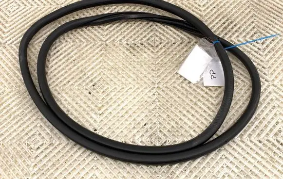 Opel Grandland X Rubber seal front door (on door) 9811537480