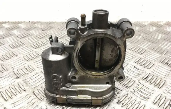 Mercedes-Benz E W210 Throttle valve A1111410325 0280750074 18411