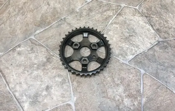 Mercedes-Benz ML W164 Timing chain sprocket A6420520001