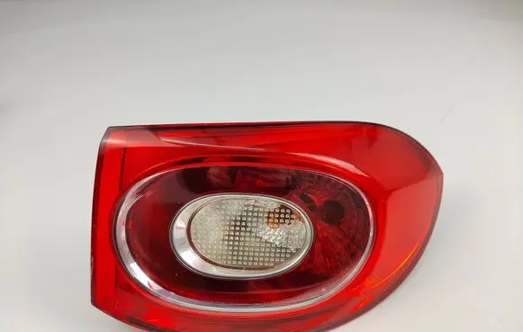 Volkswagen Tiguan Rear/tail lights 5N0945096H