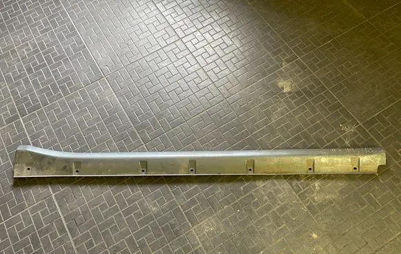 Toyota Land Cruiser (HDJ90) Sill 7580560010