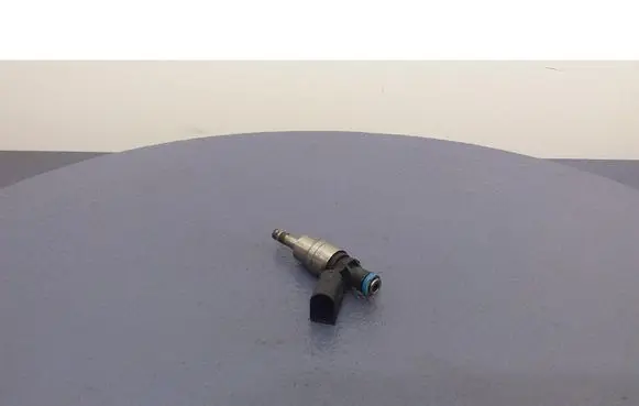Fuel injector