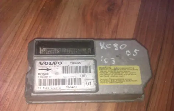 Volvo XC90 Airbag control unit/module 0285001447 P30658913