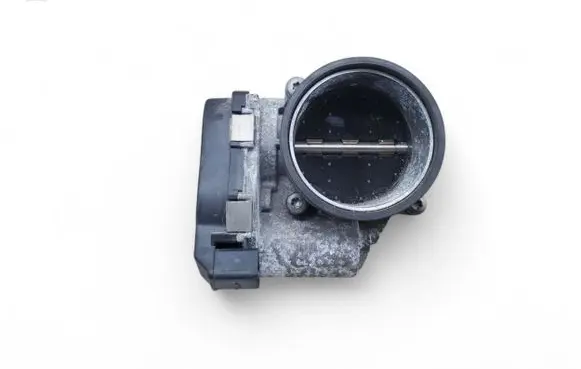 Audi Q7 4M Throttle valve 06E133062H