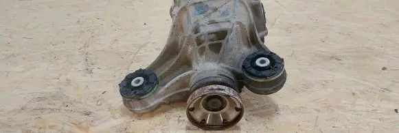Jaguar XE Rear differential GX734A213KB SW1Q16125183531