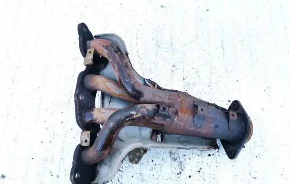 Mazda 6 Exhaust manifold