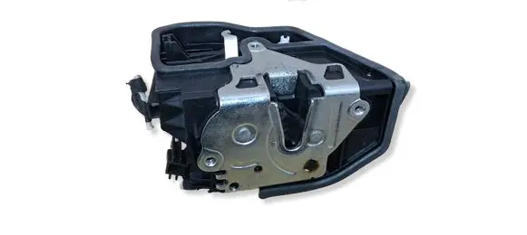 BMW 4 F32 F33 Front door lock 7202144