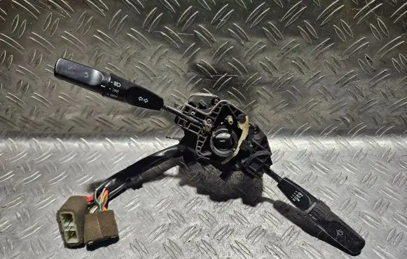 Hyundai Lantra I Wiper turn signal indicator stalk/switch