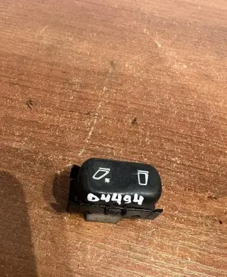 Mercedes-Benz E W210 Other switches/knobs/shifts 2108202010 D4494