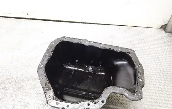 Volkswagen Polo IV 9N3 Oil sump 03D103602G