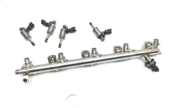 Ford Focus Fuel injectors set CJ5E9F797BG 090194824307 0261555181