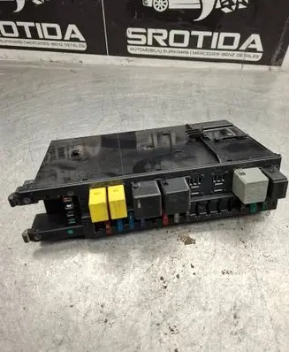 Mercedes-Benz C W203 Fuse module 2035451801 5DK00848640