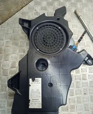 Audi A3 S3 8P Subwoofer speaker 7606500216