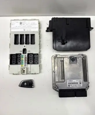 BMW X5 F15 Engine ECU kit and lock set 8577212 9344893 0281030616