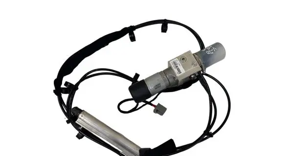 Volvo V70 Tailgate hydraulic pump motor 31218393 DAI1110930 VT0A07490229