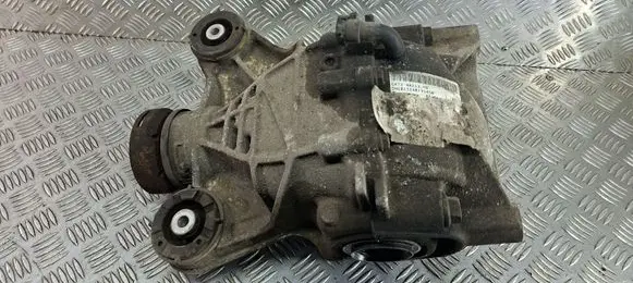 Jaguar XE Rear differential GX734A213FB