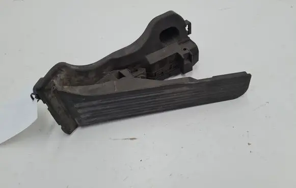 Volkswagen PASSAT B6 Accelerator throttle pedal 1K1723503L