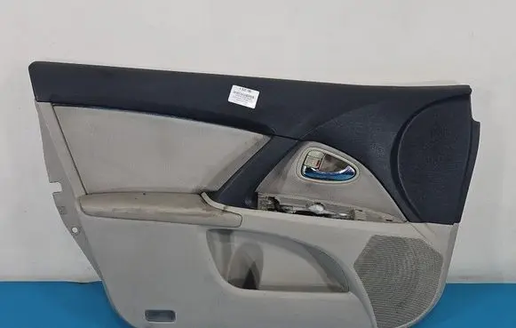 Toyota Avensis T270 Front door card panel trim 67778-05040 IMPRK1522786