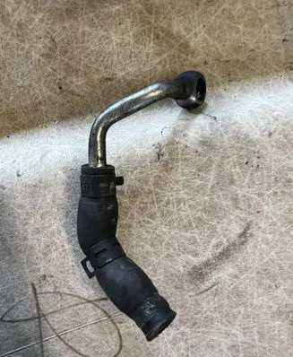 Jeep Grand Cherokee Engine coolant pipe/hose