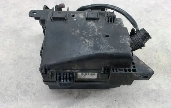 Chrysler Sebring (ST-22 - JR) Fuse box set 404210424