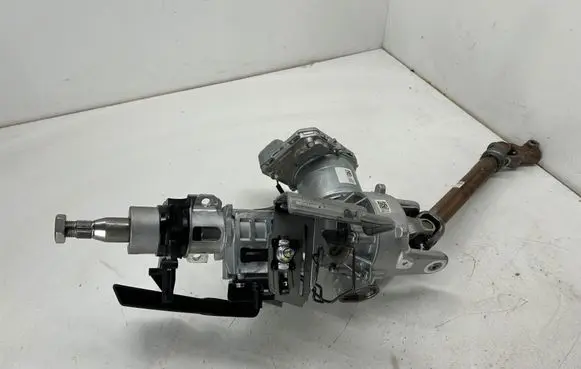 Dodge Hornet Steering wheel axle set 68630897AA 00505738820 22120100124